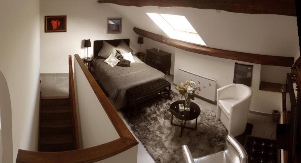 Le Petit Domaine De Bois Avril Hotell Étais-la-Sauvin Rom bilde